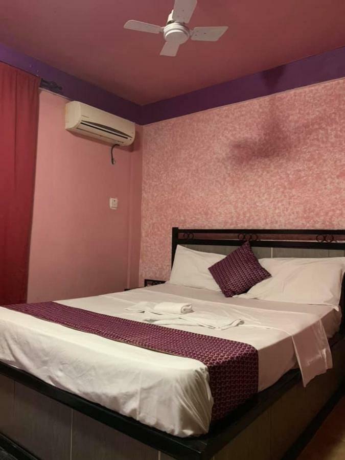 Vlv International Guest House Kololi Exteriér fotografie