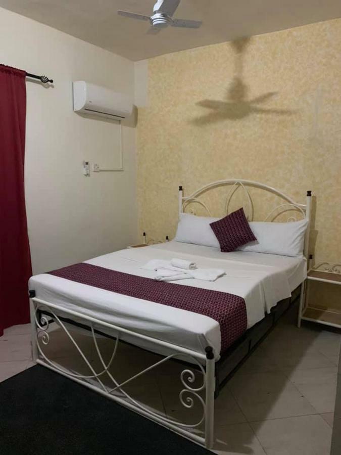 Vlv International Guest House Kololi Exteriér fotografie